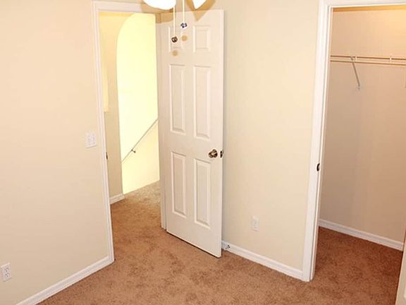 5th image of 708 Alto Pl