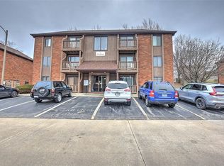 450 Woodside Trl #B-1, Decatur, IL 62521