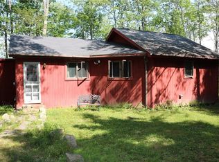 9 Tarn Ln, Seal Cove, ME 04674