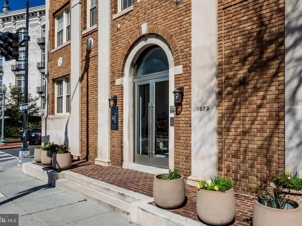 1673 Park Rd NW APT 202, Washington, DC 20010