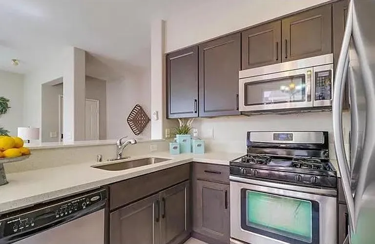 5444 Mandarin Cv — Photo 5
