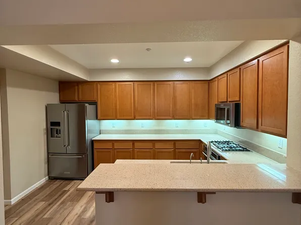 8300 Station Village Ln Unit 11, San Diego, CA 92108