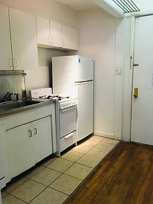 Rented by Curtin Realty Group | media 18