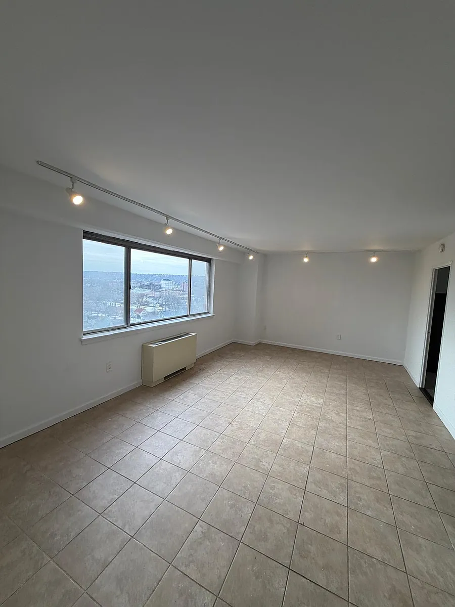 Building Photo - 277 Prospect St #14-M