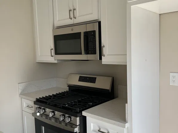 Van's Place, 6042 Fullerton Ave #5ea78901f, Buena Park, CA 90621