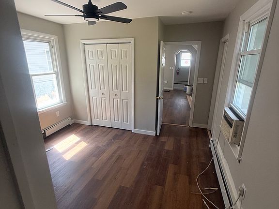 4th image of 4 Saint James Pl APT 2