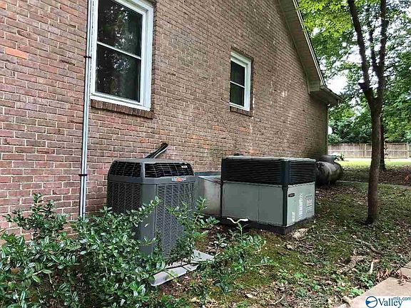 4th image of 713 Norton Dr