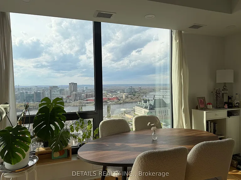 340 Queen St #2301 — Photo 4