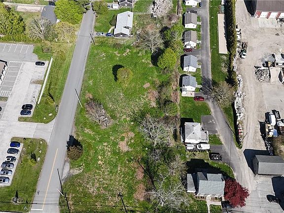 3rd image of 0 E Main Rd