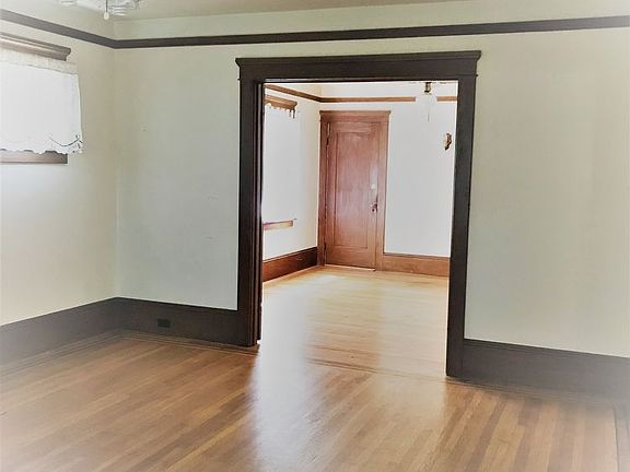 2nd image of 597 E San Bruno Ave