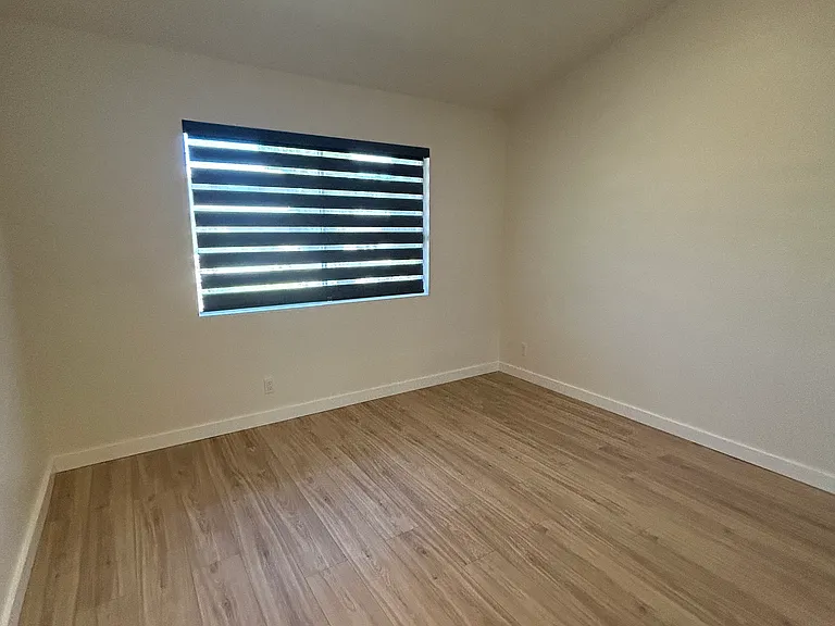 24246 Hatteras St — Photo 16