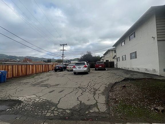 5th image of 1101 Shirley Dr