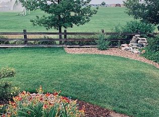 384 N Flat Rock St, Aurora, CO 80018