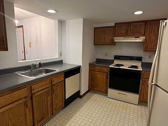 5th image of 460 Washington Ave #5