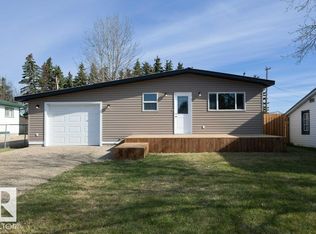 5006 50th Ave, Clyde, AB T0G 0P0