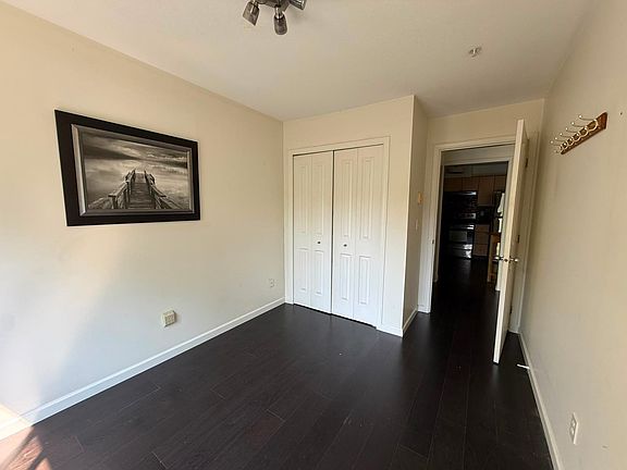 5th image of 10188 155th St #305