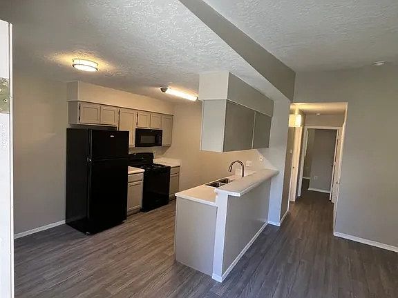2nd image of 4201 Atrisco Dr NW APT A