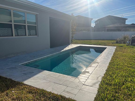 4th image of 3201 Crispin Cir