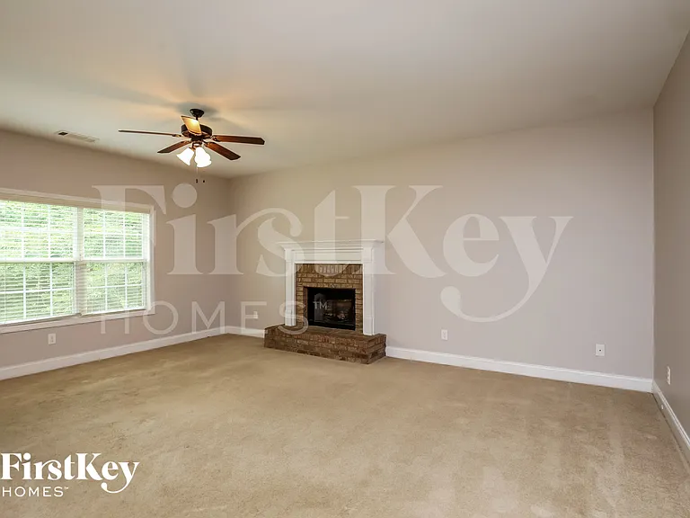 6310 Spring Cove Dr — Photo 2