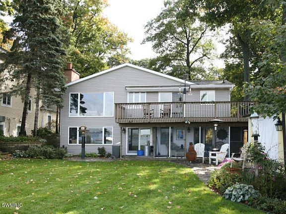 2nd image of 3125 Woodhams Ave
