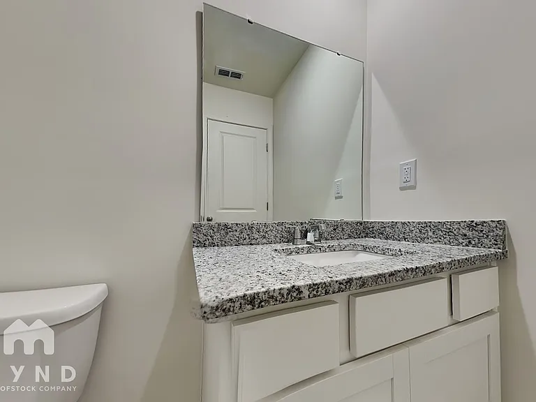 1303 Tofino Dr — Photo 13
