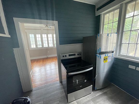 2nd image of 1520 Donald St #2