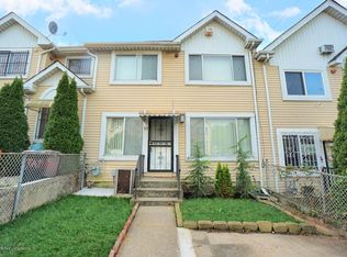17 Tappen Ct, Staten Island, NY 10304