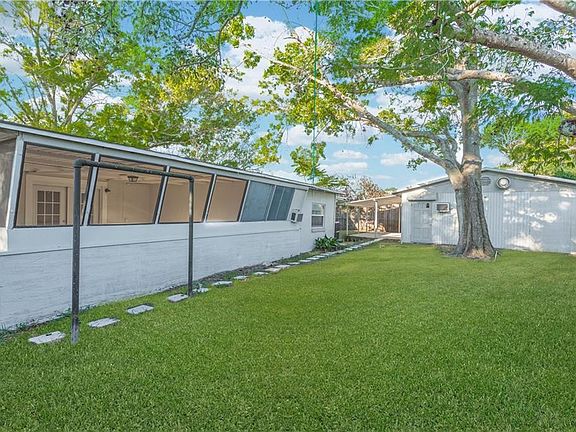 4th image of 933 Alfred Dr