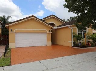 15453 SW 36th Ter, Miami, FL 33185