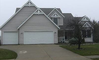 1st image of 155 Gloucester Dr