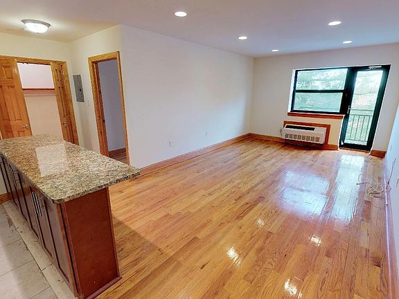 5th image of 13523 82nd Ave APT 5C