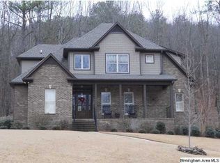 8532 Redwood Ln, Bessemer, AL 35022