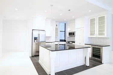 Rented by Level Group