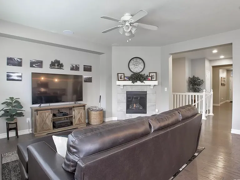 11551 Jimenez St — Photo 5