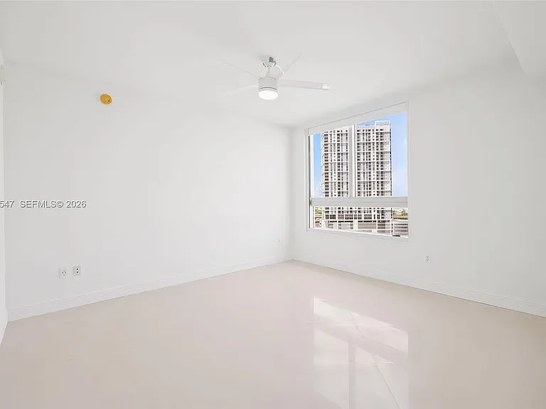 90 SW 3rd St #1608 — Photo 9