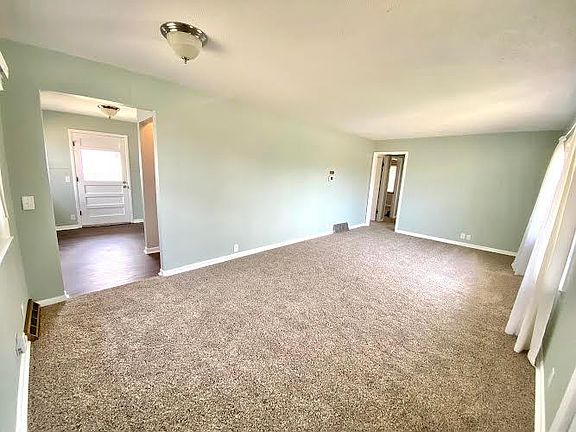 2nd image of 3034 S Euclid Ave