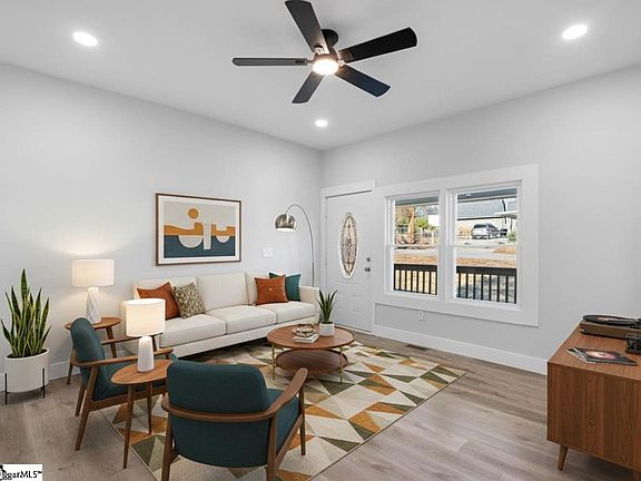 3rd image of 320 Carney St