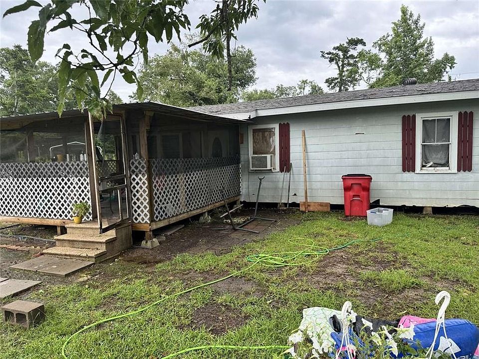 1st image of 20530 Carpenter Rd