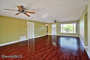 4th image of 422 Atlantis Dr