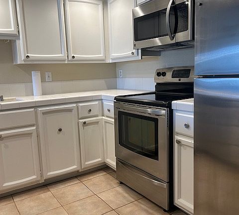 4th image of 1816 K St #2