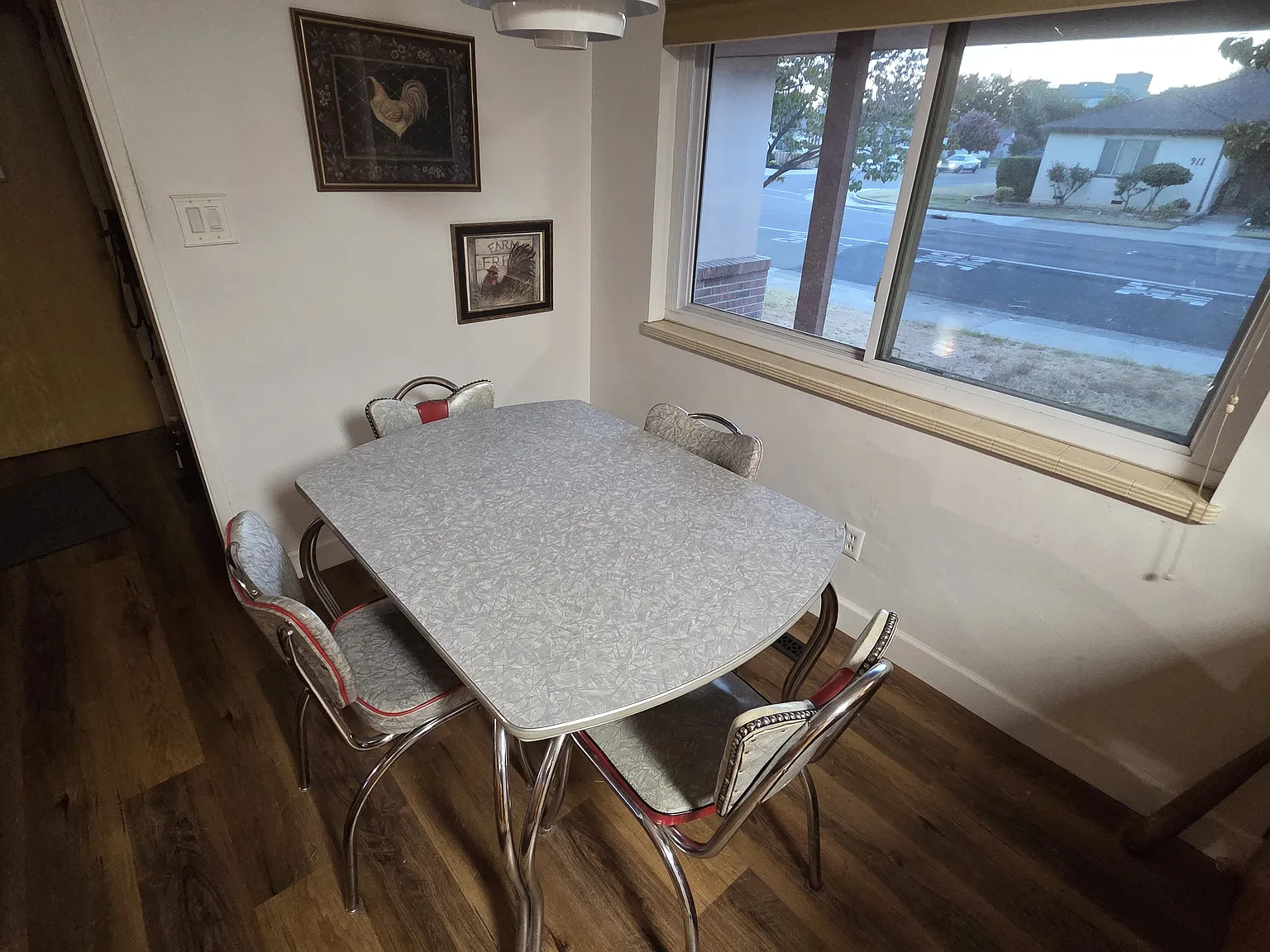 3 bed, 1595 sqft, $800 — Photo 4