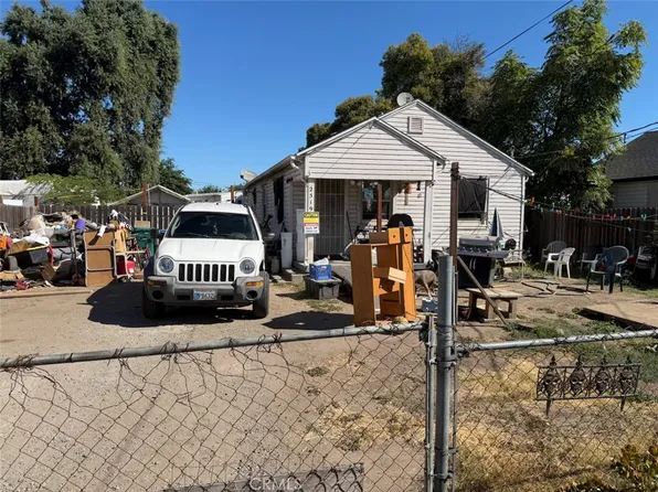 2519 E Lindsay St, Stockton, CA 95205