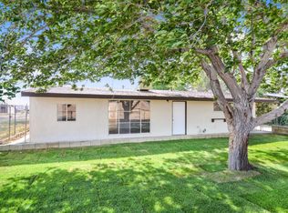 37928 5th St E, Palmdale, CA 93550