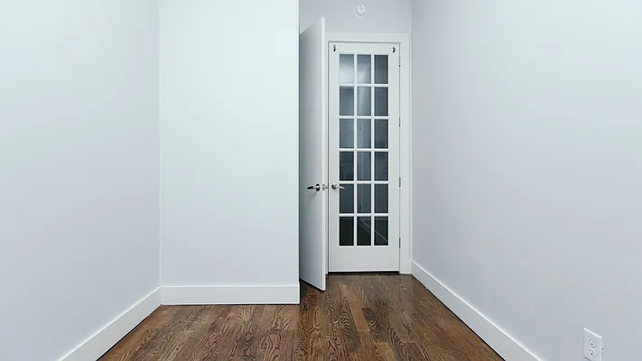 Rented by Nooklyn NYC LLC | media 9