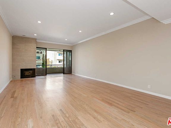 4th image of 11808 Dorothy St APT 201