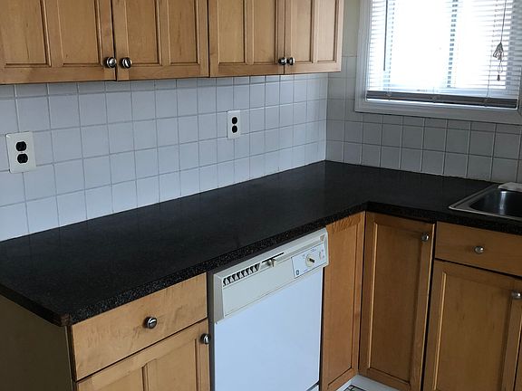 2nd image of 58 Otsego St Floor 2