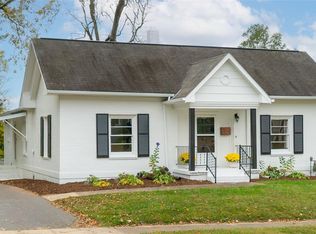 411 N Green St, Morganton, NC 28655
