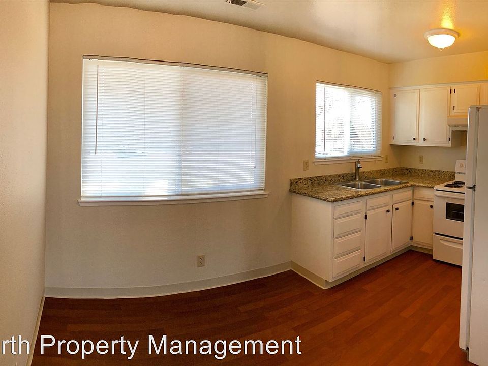 2nd image of 3294 Del Monte Blvd APT D