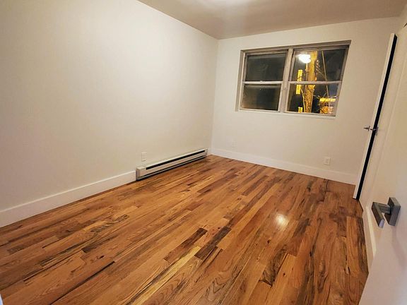 4th image of 590 Bergen Ave #9A