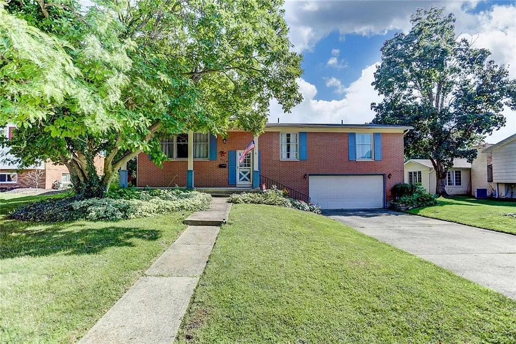 535 Zeller Dr photo 1